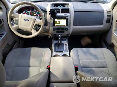 Zdjęcie 8 z 13 samochodu: 2010 FORD ESCAPE HYBRID VIN:1FMCU5K39AKB93451 - miniatura