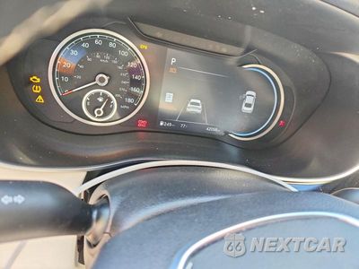 Zdjęcie 9 z 12 samochodu: 2025 GENESIS G70 2.5T STANDARD VIN:KMTG34SCXSU156712 - miniatura