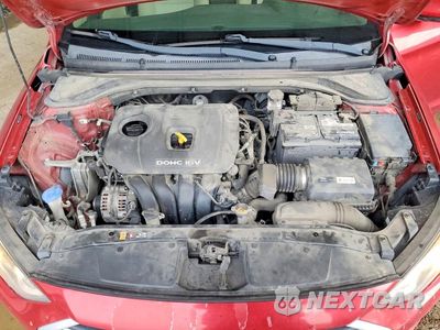 Zdjęcie 11 z 12 samochodu: 2018 HYUNDAI ELANTRA VALUE EDITION VIN:5NPD84LF6JH227148 - miniatura