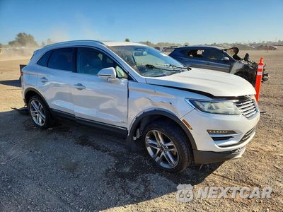Czwarte zdjęcie samochodu z boku: 2017 LINCOLN MKC RESERVE VIN:5LMCJ3D96HUL27763 - miniatura