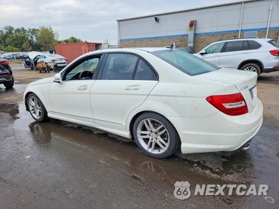 Drugie zdjęcie samochodu z przodu: 2012 MERCEDES-BENZ C 300 4MATIC VIN:WDDGF8BB4CR211220 - miniatura