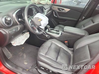 Zdjęcie 7 z 13 samochodu: 2019 CHEVROLET BLAZER 3LT VIN:3GNKBHRS6KS689289 - miniatura