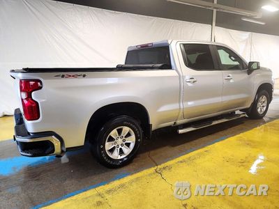 Trzecie zdjęcie samochodu z tyłu: 2021 CHEVROLET SILVERADO K1500 LT VIN:1GCUYDED9MZ411203 - miniatura