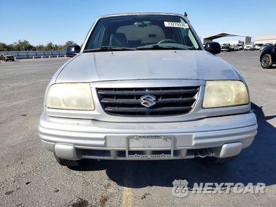 Piąte zdjęcie samochodu w środku: 2001 SUZUKI VITARA JLS VIN:2S3TC52CX16102652 - miniatura