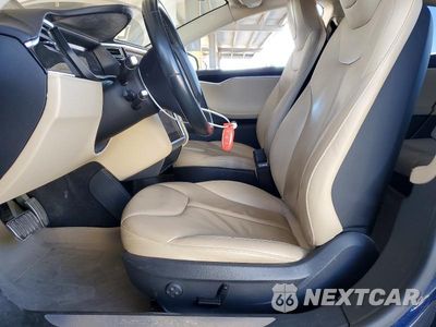 Zdjęcie 7 z 13 samochodu: 2014 TESLA MODEL S VIN:5YJSA1H13EFP65754 - miniatura