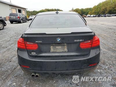 Zdjęcie 6 z 12 samochodu: 2014 BMW 328 XI VIN:WBA3B3G52ENR82230 - miniatura