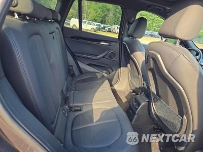 Zdjęcie 11 z 13 samochodu: 2019 BMW X1 XDRIVE28I VIN:WBXHT3C58K5L35650 - miniatura