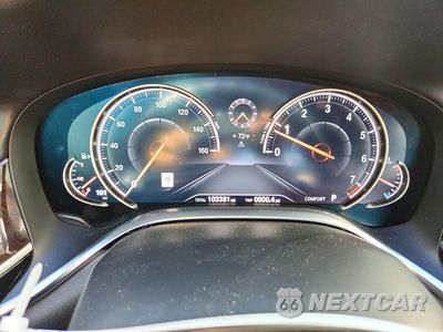 Zdjęcie 9 z 12 samochodu: 2017 BMW 740 I VIN:WBA7E2C58HG739216 - miniatura