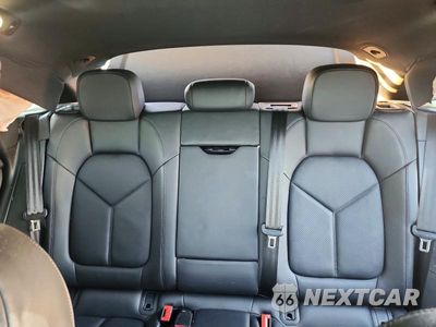 Zdjęcie 10 z 13 samochodu: 2020 PORSCHE MACAN VIN:WP1AA2A5XLLB06755 - miniatura
