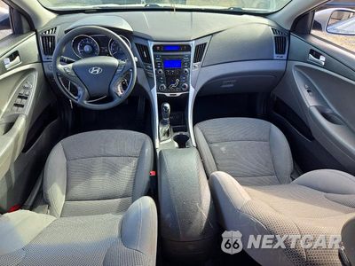 Zdjęcie 8 z 12 samochodu: 2013 HYUNDAI SONATA GLS VIN:5NPEB4AC9DH545820 - miniatura