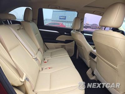 Zdjęcie 11 z 13 samochodu: 2017 TOYOTA HIGHLANDER XLE VIN:5TDJZRFH5HS363267 - miniatura