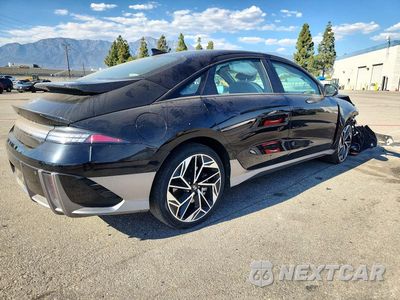 Trzecie zdjęcie samochodu z tyłu: 2025 HYUNDAI IONIQ 6 SEL VIN:KMHM34AA6SA083045 - miniatura