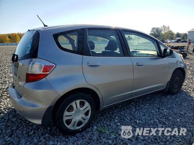 Trzecie zdjęcie samochodu z tyłu: 2010 HONDA FIT VIN:JHMGE8H26AC001270 - miniatura