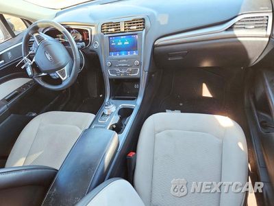 Zdjęcie 8 z 12 samochodu: 2020 FORD FUSION SE VIN:3FA6P0HD0LR218995 - miniatura