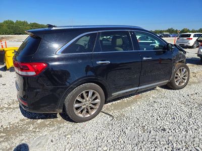 Trzecie zdjęcie samochodu z tyłu: 2016 KIA SORENTO SX LIMITED V6 VIN:5XYPK4A5XGG100203 - miniatura