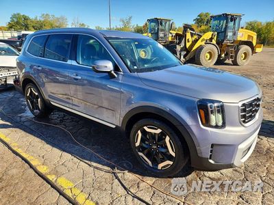 Czwarte zdjęcie samochodu z boku: 2023 KIA TELLURIDE S VIN:5XYP6DGC1PG355929 - miniatura
