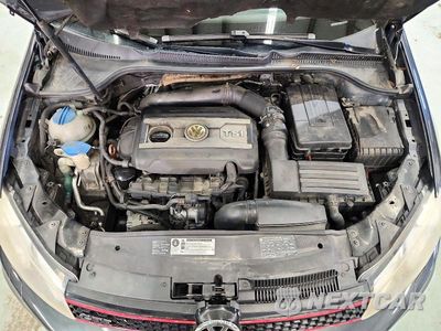 Zdjęcie 11 z 12 samochodu: 2011 VOLKSWAGEN GTI VIN:WVWHD7AJ5BW103129 - miniatura