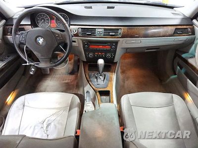 Zdjęcie 8 z 13 samochodu: 2011 BMW 328 I SULEV VIN:WBAPH5C55BF094109 - miniatura