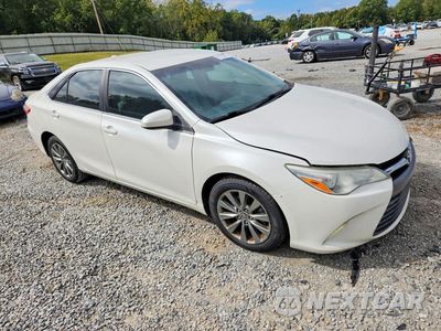 Czwarte zdjęcie samochodu z boku: 2015 TOYOTA CAMRY XLE VIN:4T1BF1FK3FU010010 - miniatura