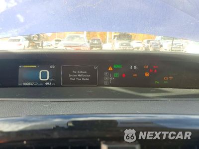 Zdjęcie 9 z 13 samochodu: 2017 TOYOTA PRIUS TWO VIN:JTDKBRFU5H3052395 - miniatura