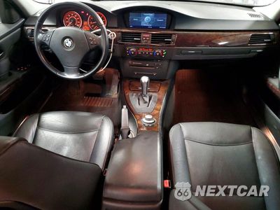 Zdjęcie 8 z 12 samochodu: 2006 BMW 330 I VIN:WBAVB33566PS17445 - miniatura