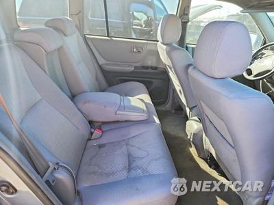 Zdjęcie 10 z 13 samochodu: 2006 TOYOTA HIGHLANDER SPORT VIN:JTEEP21A160166505 - miniatura
