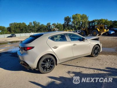 Trzecie zdjęcie samochodu z tyłu: 2026 MAZDA 3 SELECT SPORT VIN:JM1BPAKL3T1854805 - miniatura