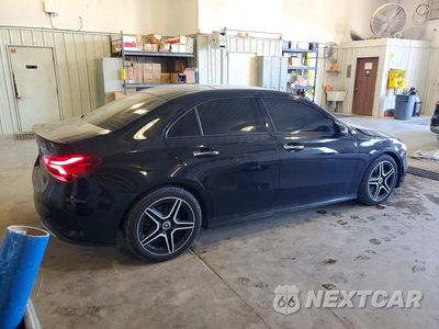 Trzecie zdjęcie samochodu z tyłu: 2020 MERCEDES-BENZ A 220 4MATIC VIN:W1K3G4FB5LJ225916 - miniatura