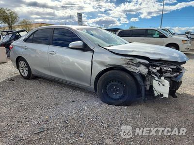 Czwarte zdjęcie samochodu z boku: 2016 TOYOTA CAMRY LE VIN:4T4BF1FK2GR550004 - miniatura