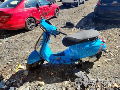 Trzecie zdjęcie samochodu z tyłu: 2024 VESPA PRIMAVERA/SPRINT 50 VIN:ZAPCD06B4R5200145 - miniatura