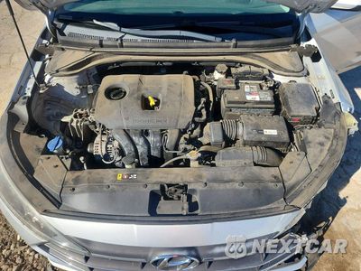 Zdjęcie 11 z 12 samochodu: 2019 HYUNDAI ELANTRA VALUE EDITION VIN:5NPD84LF7KH445407 - miniatura