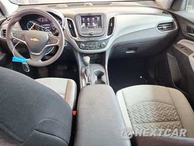 Zdjęcie 8 z 13 samochodu: 2023 CHEVROLET EQUINOX LS VIN:3GNAXHEGXPL171850 - miniatura