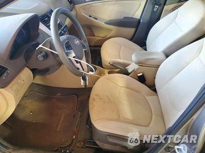 Zdjęcie 7 z 12 samochodu: 2014 HYUNDAI ACCENT GLS VIN:KMHCU4AE5EU620518 - miniatura