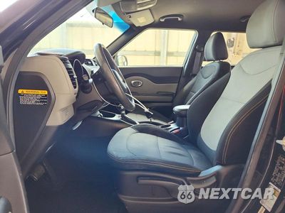 Zdjęcie 7 z 12 samochodu: 2014 KIA SOUL + VIN:KNDJP3A58E7718857 - miniatura