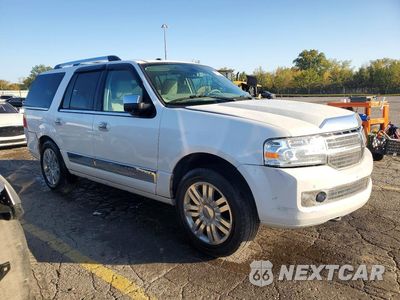 Czwarte zdjęcie samochodu z boku: 2011 LINCOLN NAVIGATOR VIN:5LMJJ2J59BEJ07005 - miniatura