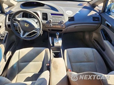 Zdjęcie 8 z 12 samochodu: 2011 HONDA CIVIC LX VIN:19XFA1F5XBE013445 - miniatura