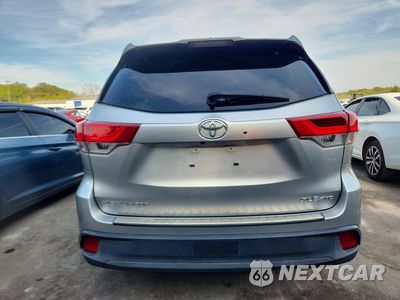 Zdjęcie 6 z 13 samochodu: 2018 TOYOTA HIGHLANDER XLE VIN:5TDJZRFH8JS559807 - miniatura