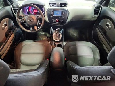 Zdjęcie 8 z 12 samochodu: 2017 KIA SOUL + VIN:KNDJP3A52H7410135 - miniatura