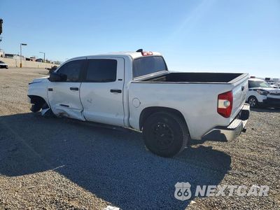 Drugie zdjęcie samochodu z przodu: 2020 TOYOTA TUNDRA CREWMAX SR5 VIN:5TFEY5F14LX256567 - miniatura