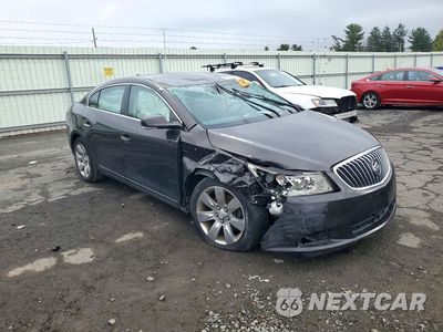 Czwarte zdjęcie samochodu z boku: 2013 BUICK LACROSSE PREMIUM VIN:1G4GF5E3XDF220922 - miniatura