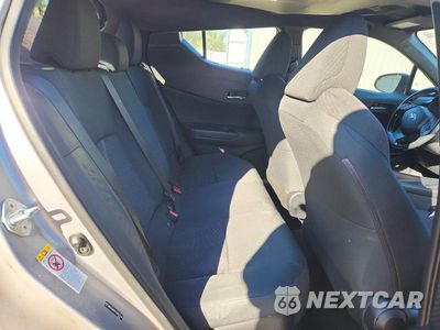 Zdjęcie 11 z 14 samochodu: 2018 TOYOTA C-HR XLE VIN:NMTKHMBX1JR057744 - miniatura
