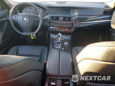 Zdjęcie 8 z 12 samochodu: 2012 BMW 528 XI VIN:WBAXH5C5XCDW08906 - miniatura