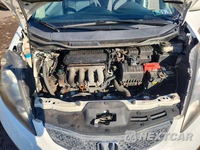 Zdjęcie 11 z 12 samochodu: 2013 HONDA FIT VIN:JHMGE8H35DC080413 - miniatura
