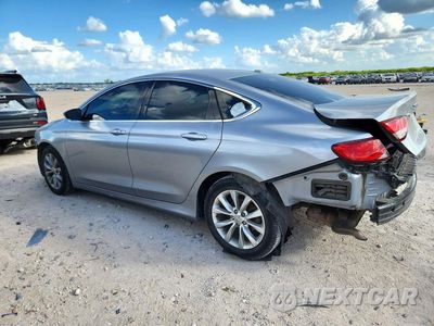 Drugie zdjęcie samochodu z przodu: 2015 CHRYSLER 200 C VIN:1C3CCCCB9FN644972 - miniatura