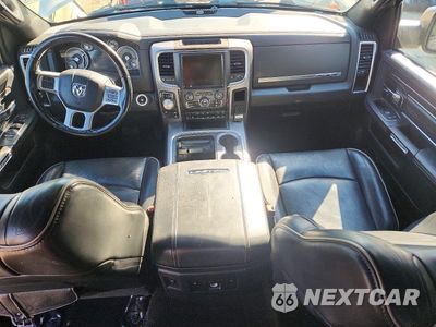 Zdjęcie 8 z 12 samochodu: 2016 RAM 1500 LONGHORN VIN:1C6RR7PTXGS421848 - miniatura