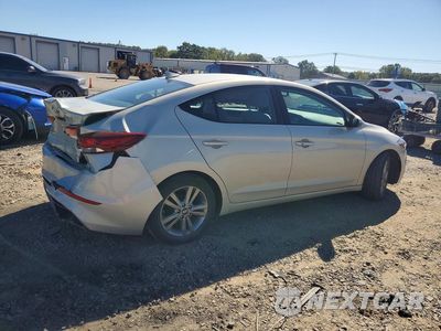 Trzecie zdjęcie samochodu z tyłu: 2017 HYUNDAI ELANTRA VALUE EDITION VIN:KMHD84LF4HU358557 - miniatura