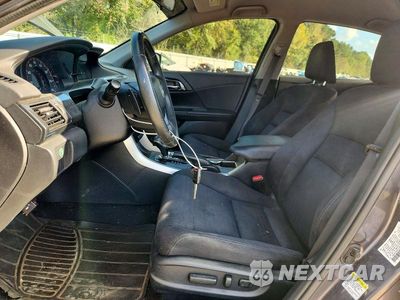 Zdjęcie 7 z 13 samochodu: 2013 HONDA ACCORD SPORT VIN:1HGCR2F56DA277268 - miniatura
