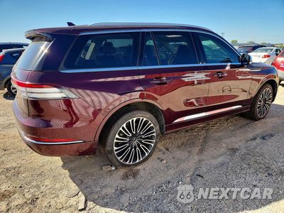 Trzecie zdjęcie samochodu z tyłu: 2020 LINCOLN AVIATOR BLACK LABEL VIN:5LM5J9XC1LGL15868 - miniatura