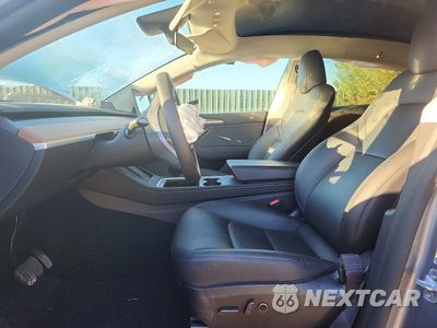 Zdjęcie 7 z 12 samochodu: 2025 TESLA MODEL Y VIN:7SAYGDEE5SA360766 - miniatura