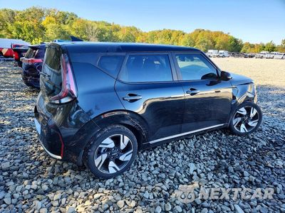 Trzecie zdjęcie samochodu z tyłu: 2025 KIA SOUL GT LINE VIN:KNDJ53AU4S7948405 - miniatura